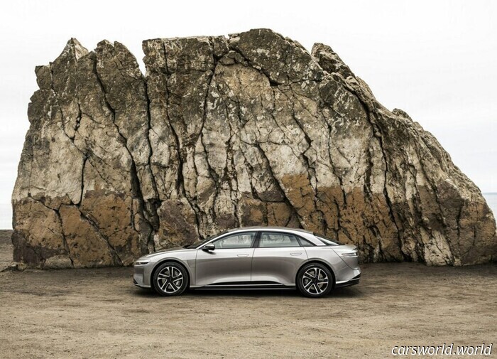Lucid Air obtiene una nueva función que sería estúpido usar | Carscoops